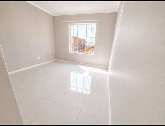 2 BEDROOM APARTMENT FOR SALE IN MONAVONI